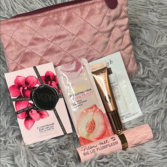 Pillow Talk Bundle & Ipsy Bag w/Flowerbomb Ruby Orchid, Fenyl Scrub & Cleanser - Picture 1 of 13